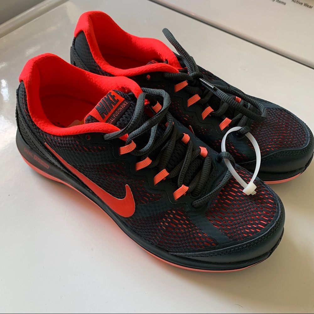 Nike Dual Fusion Run 3 Shoes